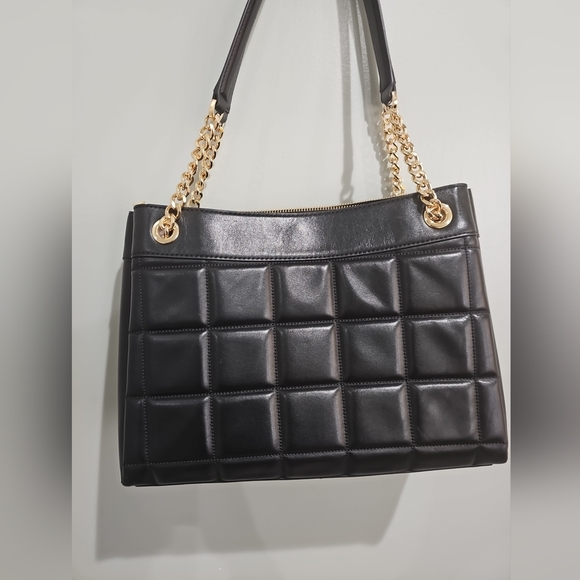Michael Kors Black and Gold Quilted Shoulder Bag - Picture 1 of 10